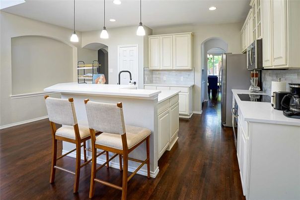 Interior, Kitchen, Pendant Lights, Recessed Lighting, Wood Texture Flooring