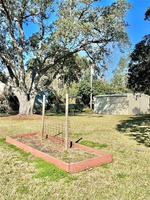 Backyard, Detached Garage, Exterior