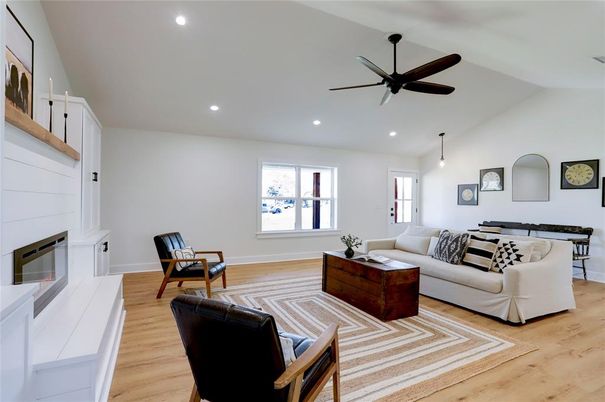 Interior, Living room, Pendant Lights, Recessed Lighting, Wood Texture Flooring