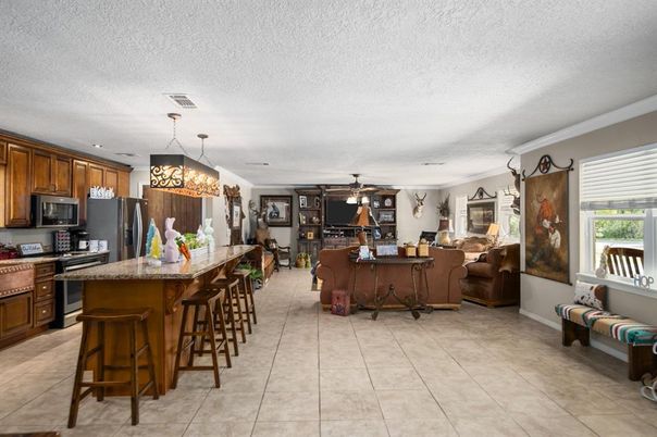 Chandelier, Dining room, Interior, Kitchen