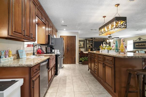 Interior, Kitchen, Pendant Lights, Recessed Lighting