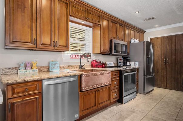 Interior, Kitchen, Recessed Lighting