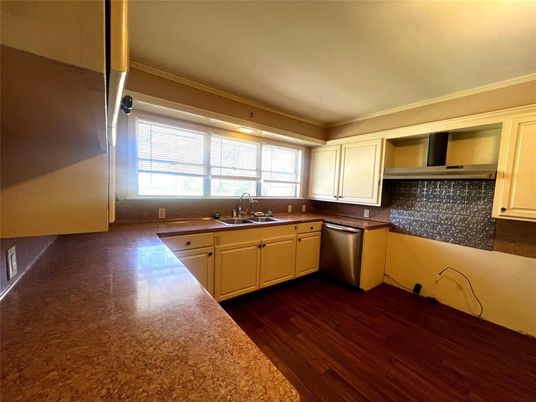 Interior, Kitchen, Wood Texture Flooring