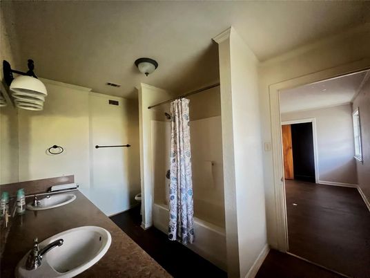 Bathroom, Dual Sink Vanities, Interior, Wood Texture Flooring