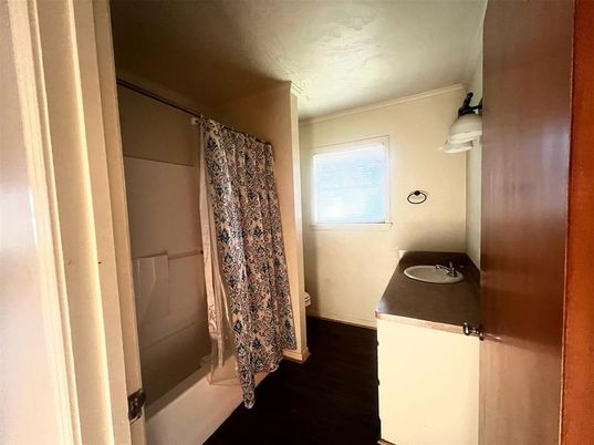 Bathroom, Interior, Washer, Wood Texture Flooring