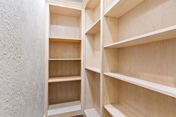 Interior, Walk-in Closets