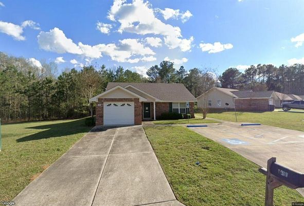 Attached, Exterior, Facade, Brick Facade, Ranch