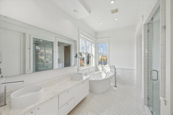 Bathroom, Dual Sink Vanities, Free Standing Baths, Glass Shower, Interior, Recessed Lighting