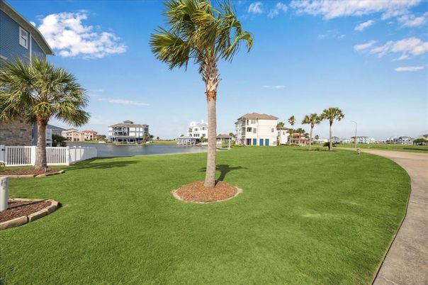 Backyard, Exterior, Lake, Water
