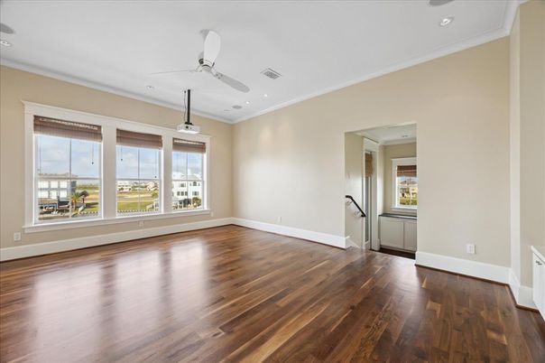 Empty room, Interior, Recessed Lighting, Wood Texture Flooring