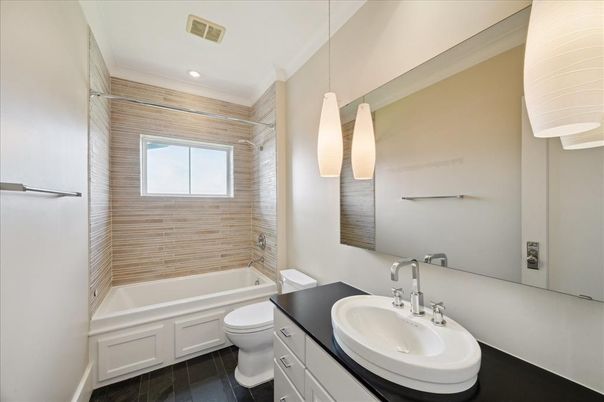 Bathroom, Interior, Pendant Lights, Recessed Lighting