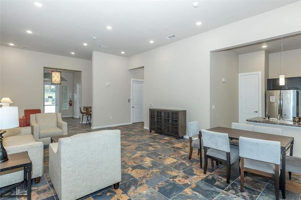 Dining room, Interior, Kitchen, Living room, Pendant Lights, Recessed Lighting, Stainless Steel Appliances