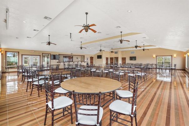 Dining room, Interior, Recessed Lighting