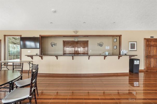 Dining room, Interior, Recessed Lighting
