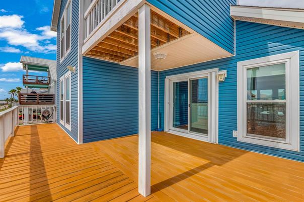 Exterior, Wood Texture Flooring