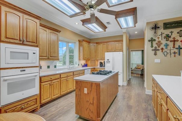 Glass Ceilings, Interior, Kitchen, Recessed Lighting, Wood Texture Flooring