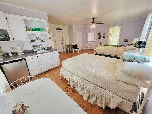 Bedroom, Interior, Kitchen, Wood Texture Flooring
