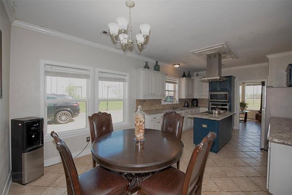 Chandelier, Dining room, Interior, Kitchen