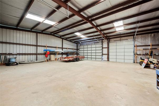 Garage, Interior