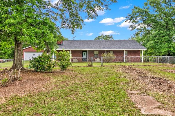 Backyard, Detached Garage, Exterior