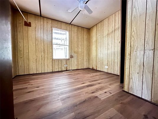 Empty room, Interior, Wood Texture Flooring, Wooden Walls