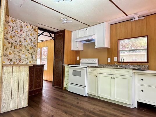 Interior, Kitchen, Wood Texture Flooring