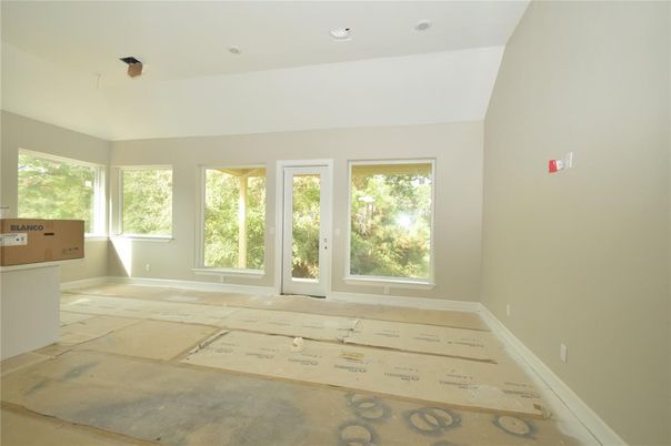 Empty room, Interior, Recessed Lighting