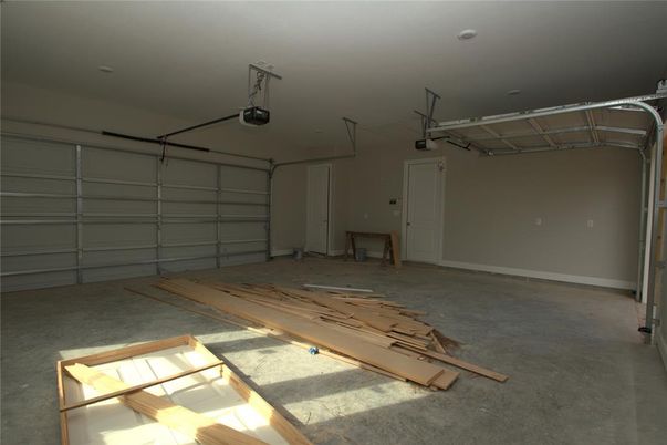 Garage, Interior