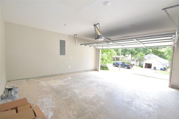 Garage, Interior