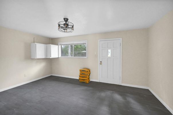 Chandelier, Empty room, Interior