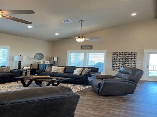Interior, Living room, Recessed Lighting, Wood Texture Flooring
