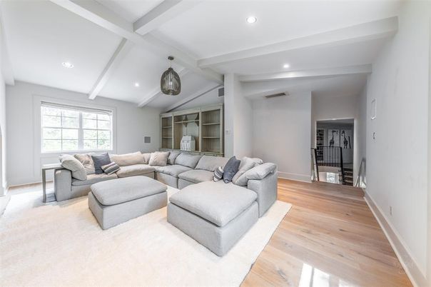 Interior, Living room, Pendant Lights, Recessed Lighting, Wood Texture Flooring