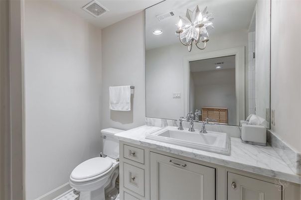 Bathroom, Interior, Recessed Lighting