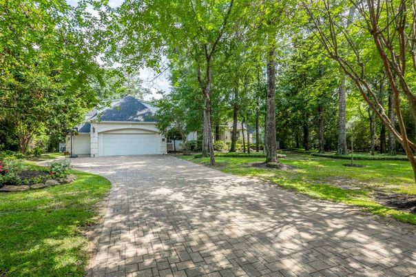Backyard, Detached Garage, Exterior