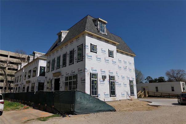 Exterior, Facade, Georgian