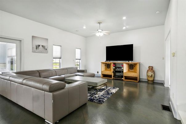 Interior, Living room, Recessed Lighting, Wood Texture Flooring