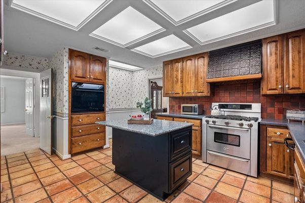 Interior, Kitchen, Stainless Steel Appliances
