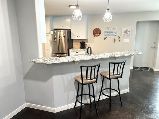 Interior, Kitchen, Pendant Lights, Stainless Steel Appliances