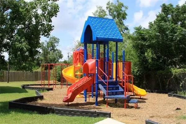 Backyard, Exterior, Playground