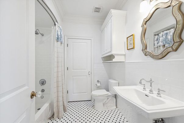 Bathroom, Interior