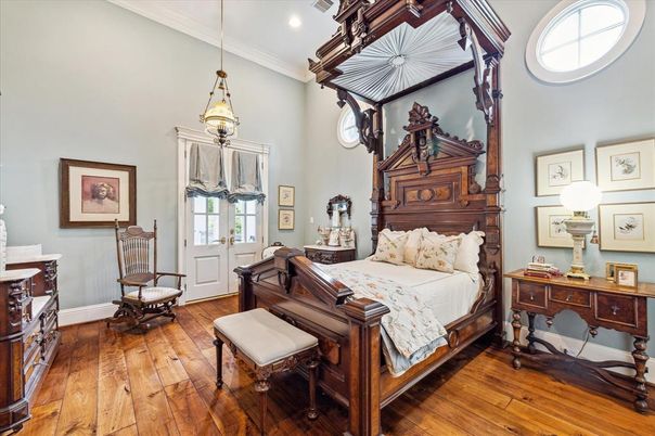 Bedroom, Interior, Pendant Lights, Recessed Lighting, Wood Texture Flooring