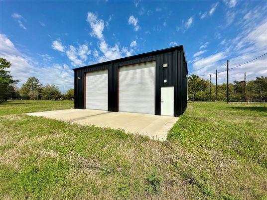 Backyard, Detached Garage, Exterior