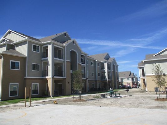 Exterior, Facade, Rowhouse