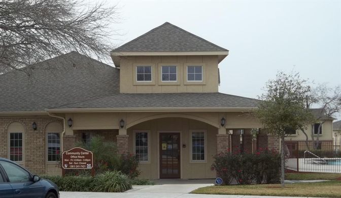 Exterior, Facade, American Craftsman