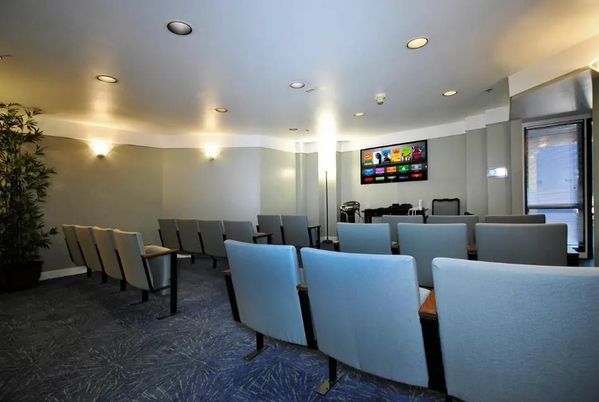 Interior, Projection Screen, Recessed Lighting, Theatre Room
