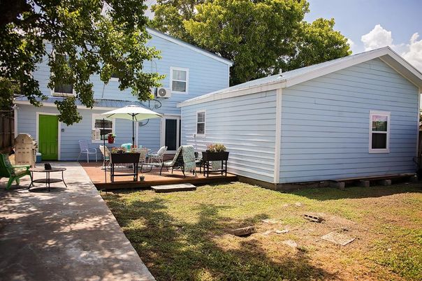 Backyard, Exterior