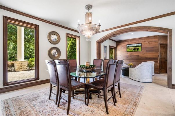 Chandelier, Dining room, Interior, Recessed Lighting, Wooden Walls