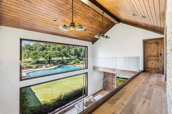 Interior, Pendant Lights, Wooden Ceilings, Wood Texture Flooring