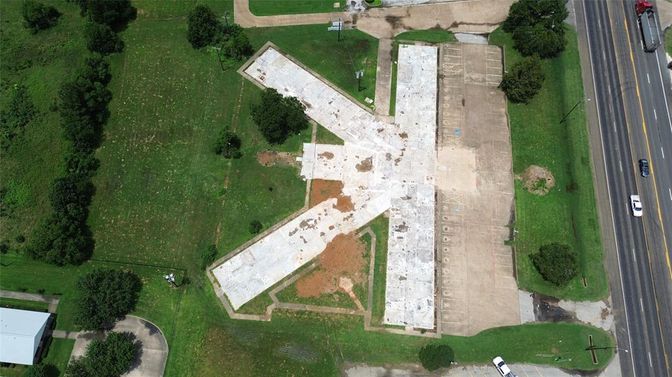 Exterior, Drone