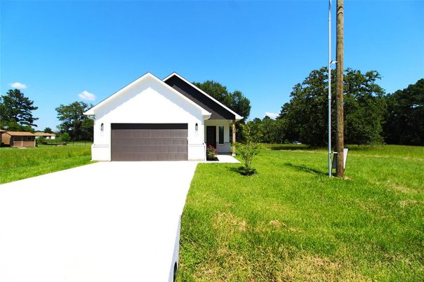 Attached, Backyard, Detached Garage, Exterior, Facade, Ranch